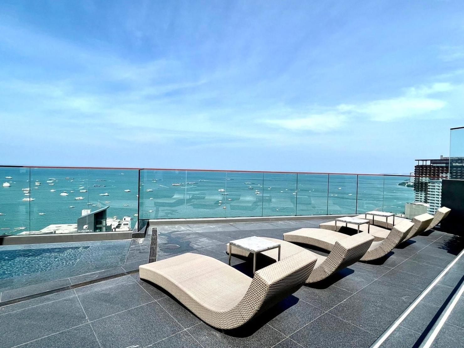 The Edge Central Pattaya Exterior photo