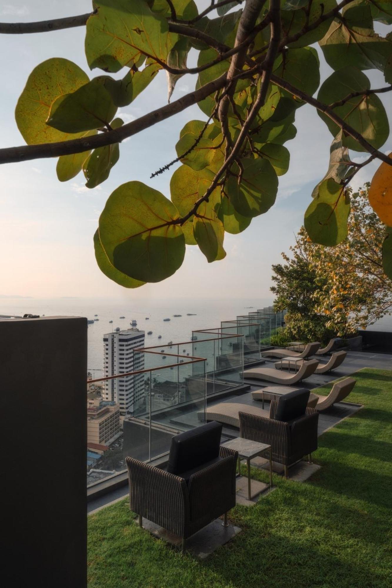 The Edge Central Pattaya Exterior photo
